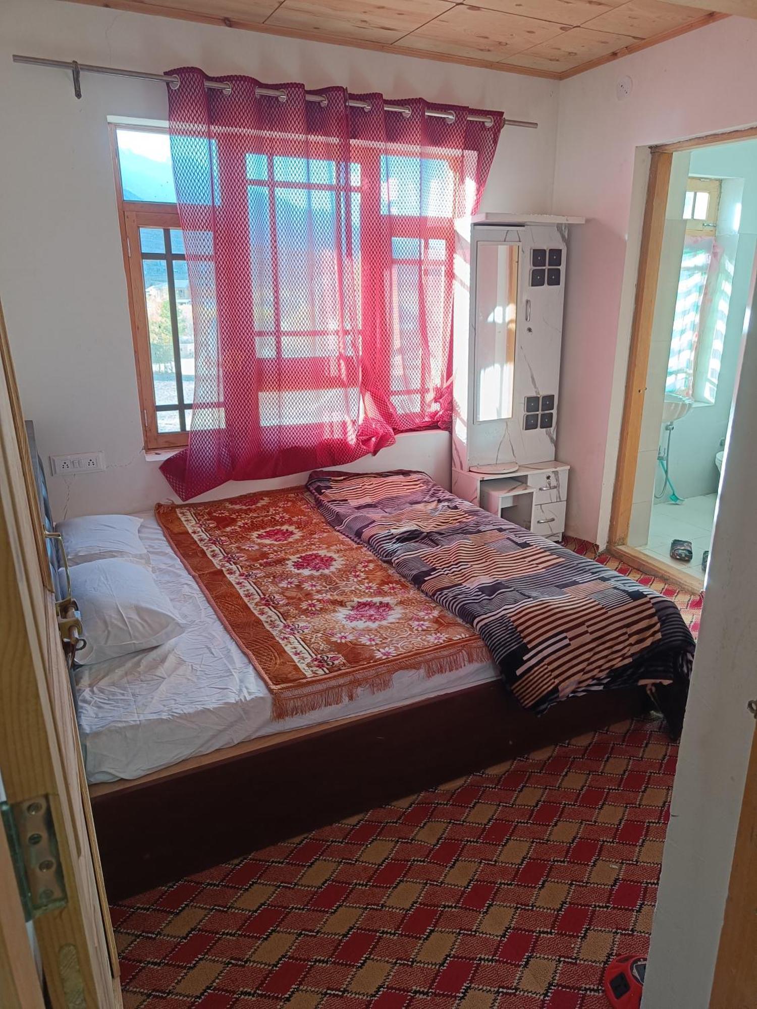 Konka Guest House Padam Exterior foto