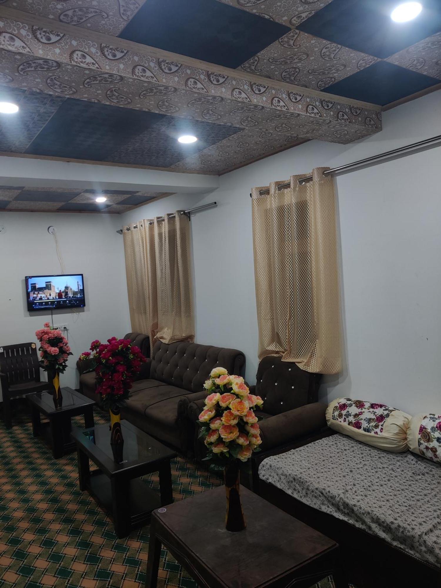 Konka Guest House Padam Exterior foto